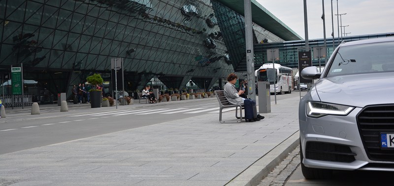 Pickups from airport. Transfers from Cracow Airport KRK and Katowice KTW Airport transfers and pickups from Krakow Balice and Katowice Pyrzowice. Shutle from / to KRK, KTW and WAW.